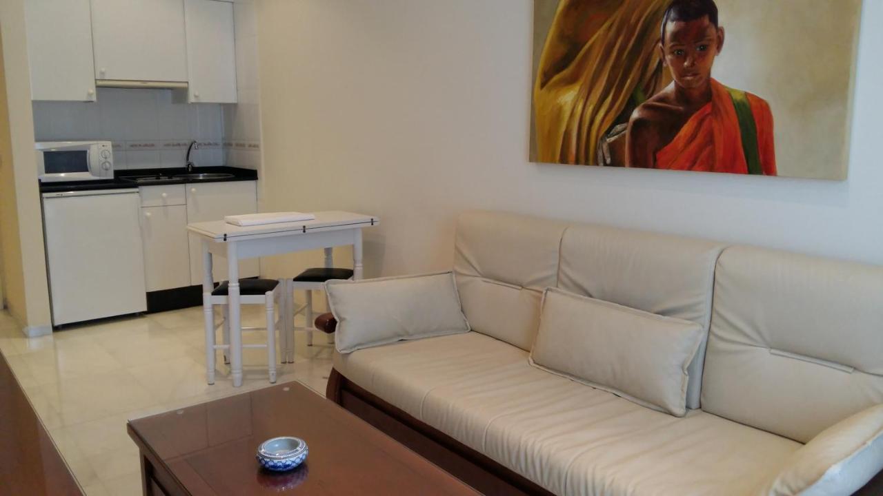 Apartamentos Maritimo Suites-Solo Adultos O Grove Exteriör bild