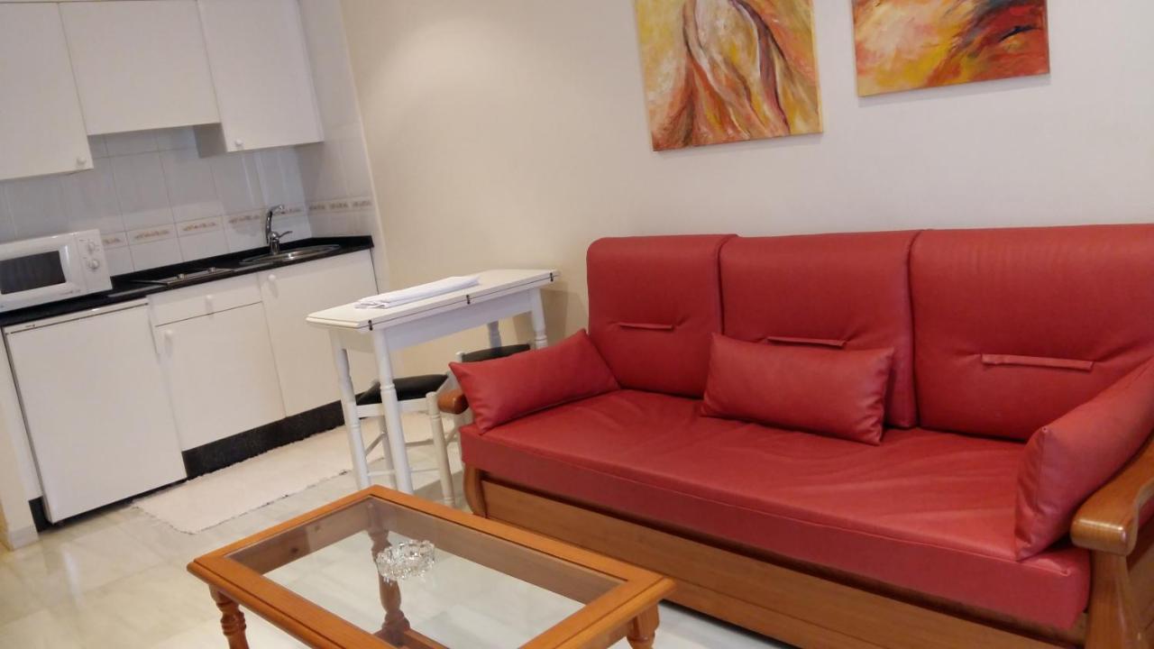 Apartamentos Maritimo Suites-Solo Adultos O Grove Exteriör bild